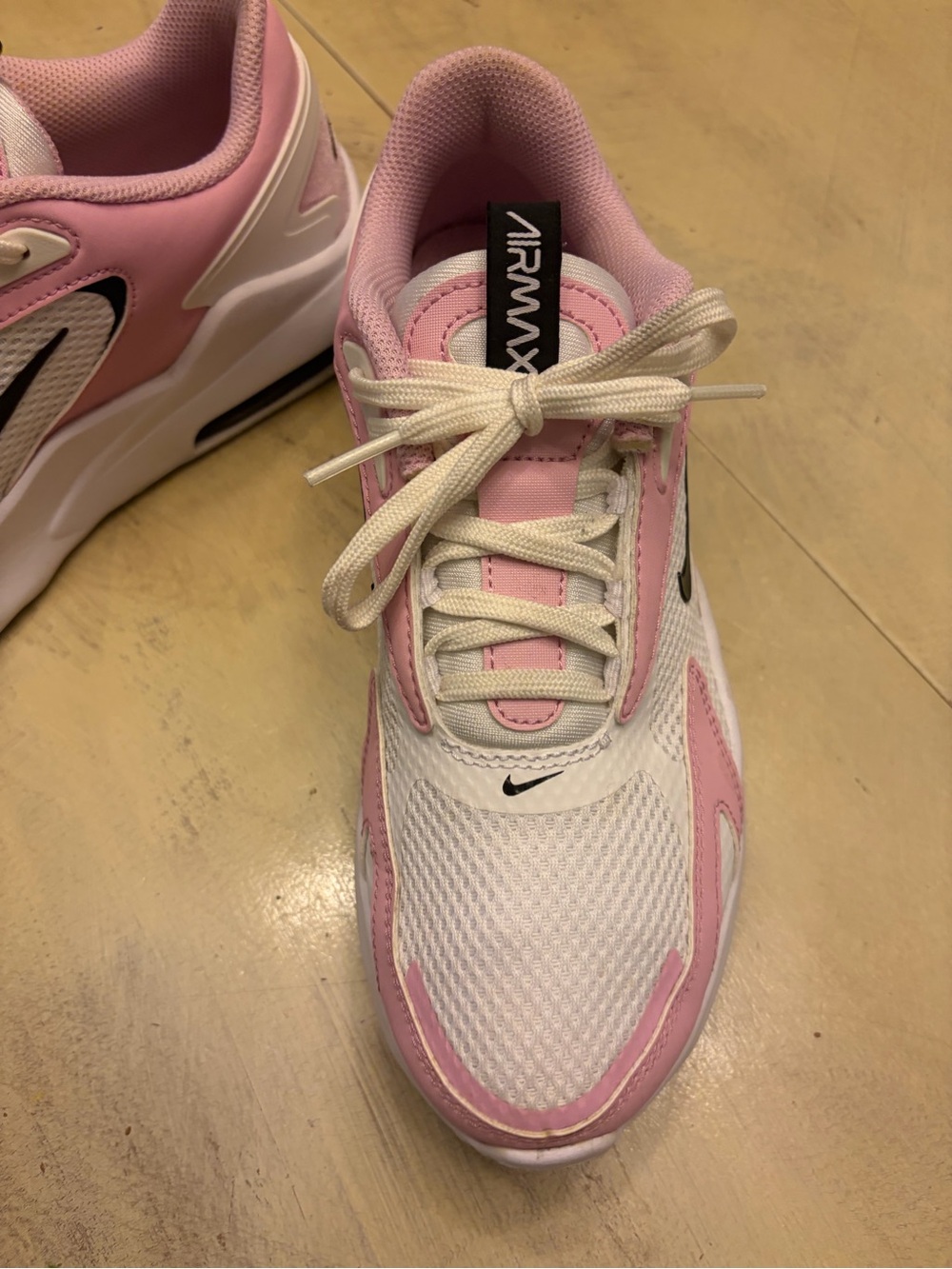 Nike Air Max Bolt CU4152-103 Womens Sneakers Size 7US White Pink Athletic Shoes - Picture 8 of 8